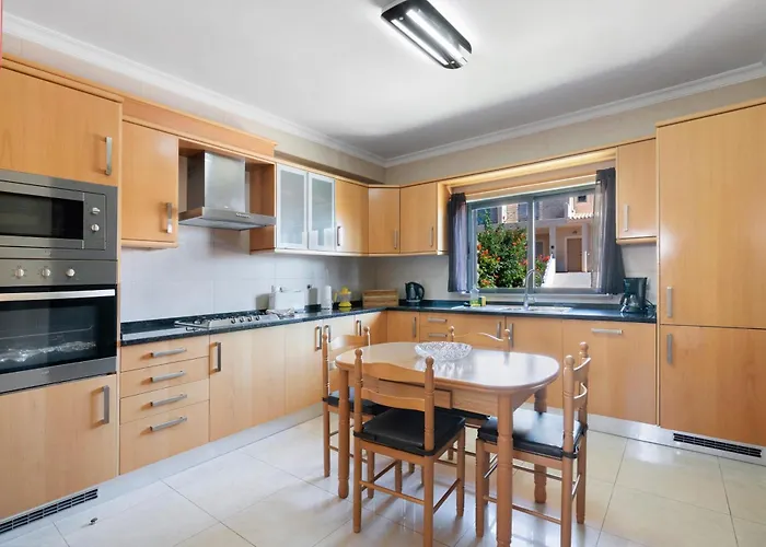 Trindade 阿尔布费拉