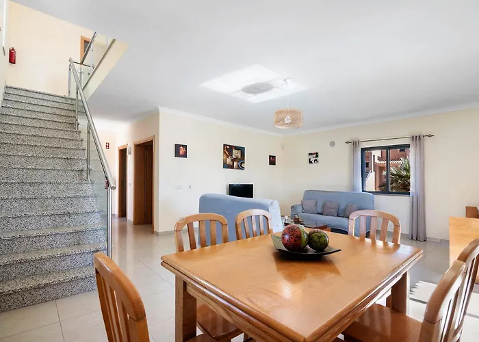 Trindade * 阿尔布费拉